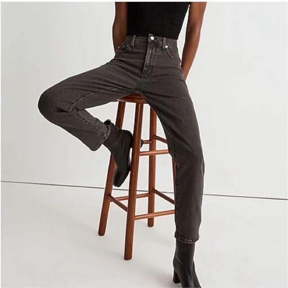 Abercrombie & Fitch Denim - Abercrombie & Fitch The Mom High Rise Curve Love C67